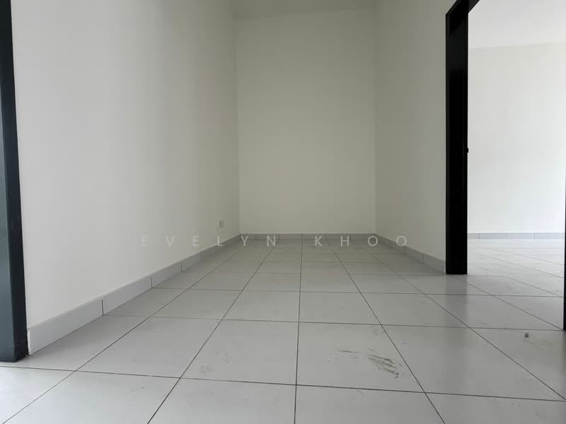 2-storey Terraced House for Sale in Taman Sari Alamanda (Serendah) - Evelyn Khoo - Hallway - PropertyGuru.com.my