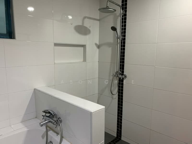 Servis Apartment untuk Disewa di Ritze Perdana 2 - Jason Chee - Bathroom - PropertyGuru.com.my