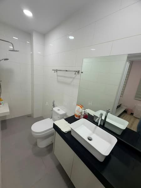 2-storey Terraced House for Sale in Ampang Saujana (Ampang) - Anna H - Bathroom - PropertyGuru.com.my