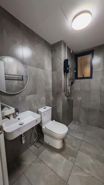 Servis Apartment untuk Disewa di Alira @ Metropark Subang - Soung Lim - Bathroom - PropertyGuru.com.my