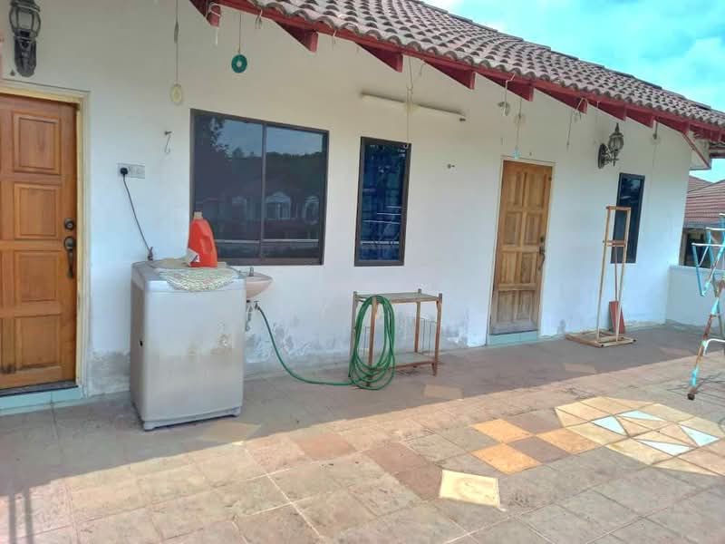 Semi-Detached House for Sale in Taman Sri Indera (Temerloh) - Amy Lew - Exterior - PropertyGuru.com.my