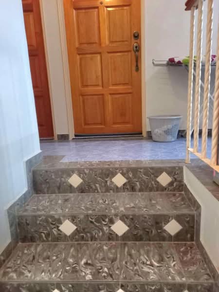 Semi-Detached House for Sale in Taman Sri Indera (Temerloh) - Amy Lew - Entrance - PropertyGuru.com.my