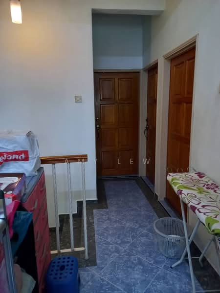 Semi-Detached House for Sale in Taman Sri Indera (Temerloh) - Amy Lew - Entrance - PropertyGuru.com.my