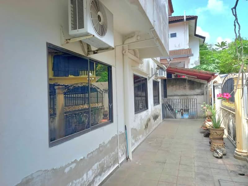 Semi-Detached House for Sale in Taman Sri Indera (Temerloh) - Amy Lew - Exterior - PropertyGuru.com.my