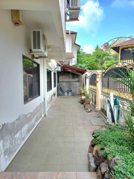Semi-Detached House for Sale in Taman Sri Indera (Temerloh) - Amy Lew - Exterior - PropertyGuru.com.my