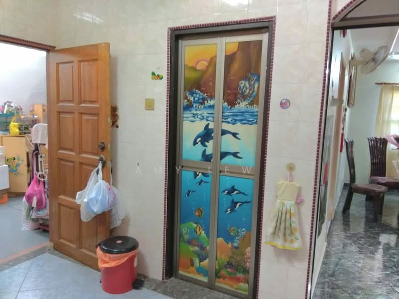 Semi-Detached House for Sale in Taman Sri Indera (Temerloh) - Amy Lew - Interior - PropertyGuru.com.my