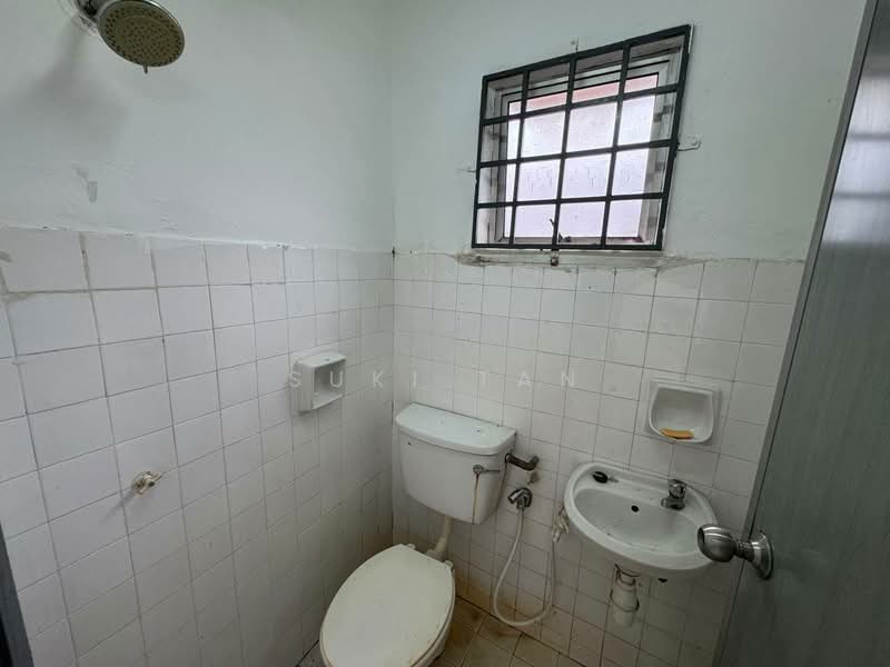 2-storey Terraced House for Sale in Jalan Ipoh (Kuala Lumpur) - Suki Tan - Bathroom - PropertyGuru.com.my