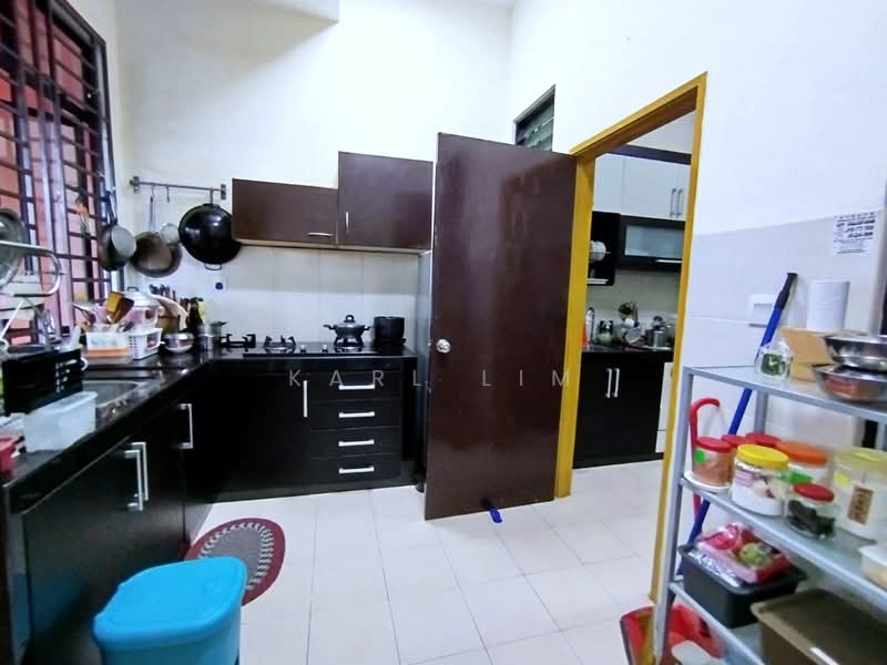 Semi-Detached House for Sale in Taman Nusa Idaman (Iskandar Puteri (Nusajaya)) - Karl Lim - Kitchen - PropertyGuru.com.my
