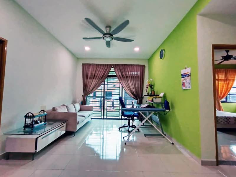 Semi-Detached House for Sale in Taman Nusa Idaman (Iskandar Puteri (Nusajaya)) - Karl Lim - Living Room - PropertyGuru.com.my