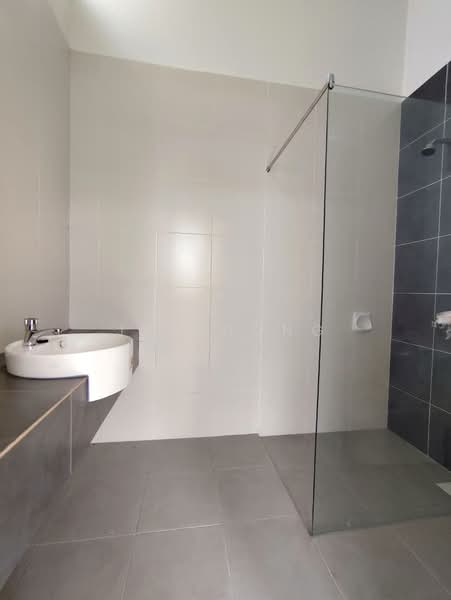 2-storey Terraced House for Sale in Setia Ecohill (Semenyih) - JX Chong - Bathroom - PropertyGuru.com.my