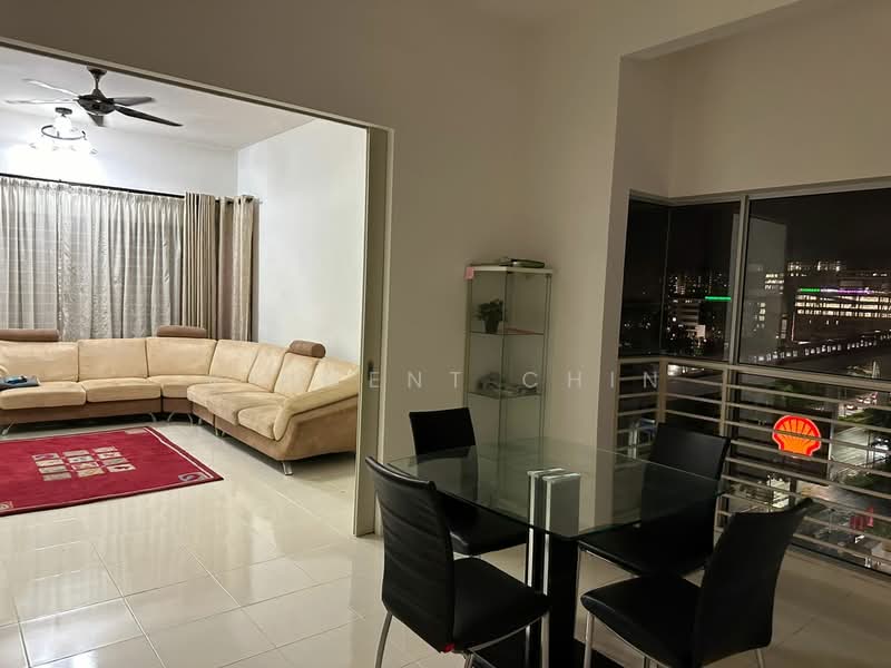 Servis Apartment untuk Dijual di I Residence - Vincent Chin - Living Room - PropertyGuru.com.my