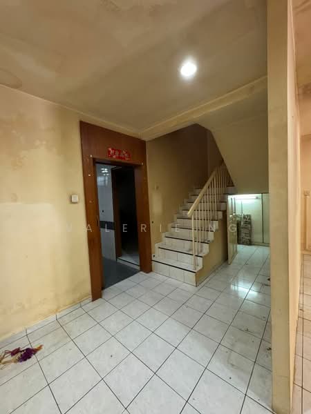 Terraced House for Sale in Sungai Buloh (Selangor) - Valerie Ng - Interior - PropertyGuru.com.my