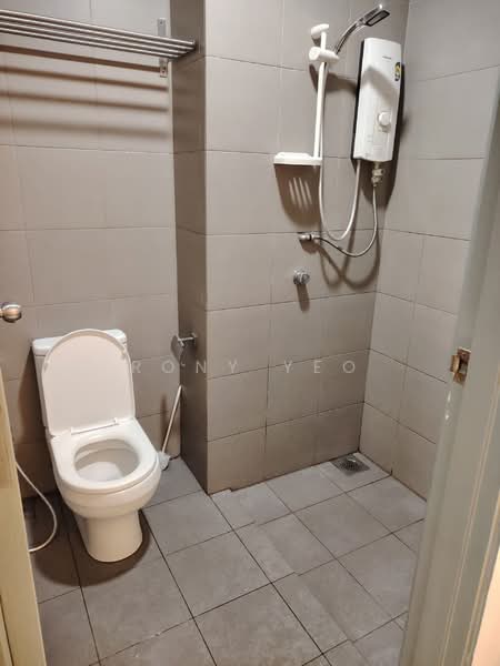 Service Residence for Rent at Mercu Summer Suites - Rony Yeo - Bathroom - PropertyGuru.com.my