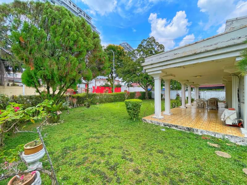 Bungalow for Sale in Seksyen 16 (Petaling Jaya) - Zaty Jasmin - Exterior - PropertyGuru.com.my