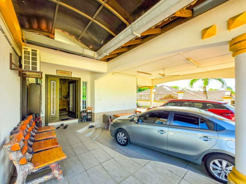 Bungalow for Sale in Kampung Sungai Pelong (Sungai Buloh) - Zul Syafiq - Exterior - PropertyGuru.com.my