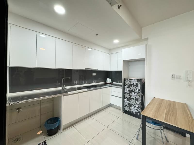 Servis Apartment untuk Disewa di Almas - U Hon Kun - Kitchen - PropertyGuru.com.my