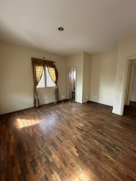 Semi-Detached House for Sale in Bandar Putra Permai (Seri Kembangan) - Masnizah Arifin - Interior - PropertyGuru.com.my