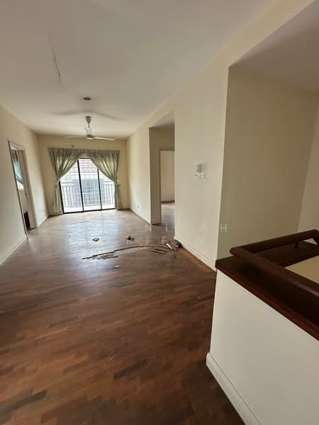 Semi-Detached House for Sale in Bandar Putra Permai (Seri Kembangan) - Masnizah Arifin - Living Room - PropertyGuru.com.my