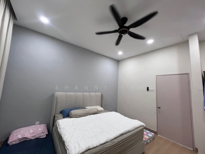 2-storey Terraced House for Sale in Bandar Sungai Long (Selangor) - Shanny Tan - Bedroom - PropertyGuru.com.my