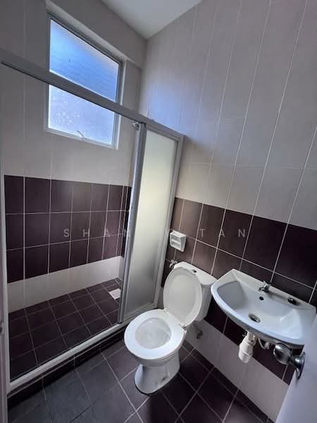 2-storey Terraced House for Sale in Bandar Sungai Long (Selangor) - Shanny Tan - Bathroom - PropertyGuru.com.my