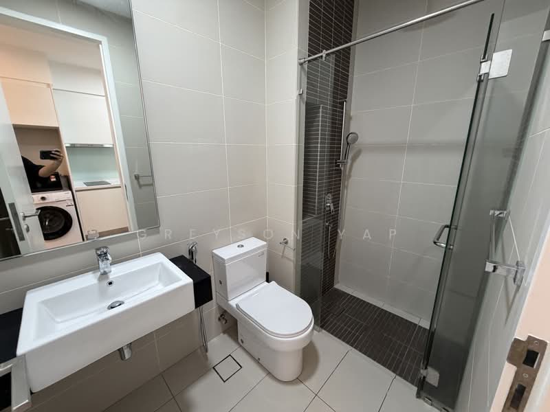 Kediaman Servis untuk Disewa di The Sentral Suites - Greyson Yap - Bathroom - PropertyGuru.com.my