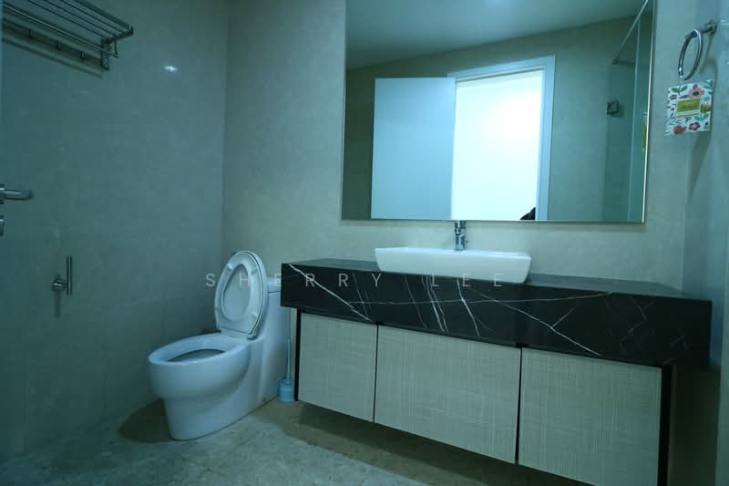 Condominium for Sale at Pavilion Hilltop - Sherry Lee - Bathroom - PropertyGuru.com.my