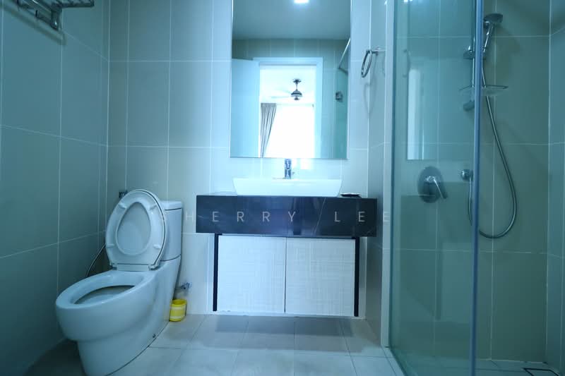 Condominium for Sale at Pavilion Hilltop - Sherry Lee - Bathroom - PropertyGuru.com.my