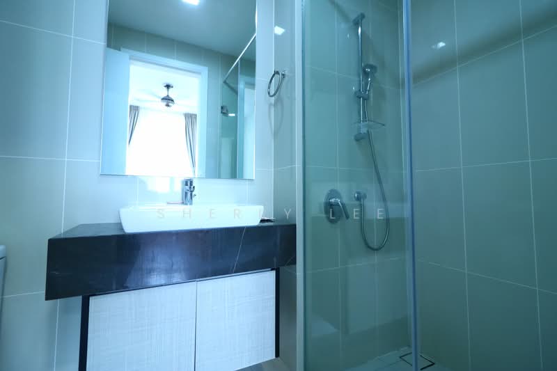 Condominium for Sale at Pavilion Hilltop - Sherry Lee - Bathroom - PropertyGuru.com.my