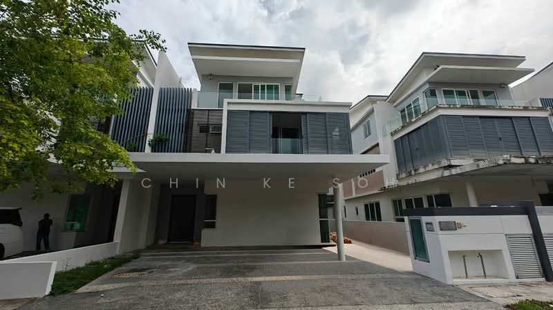 Semi-Detached House for Sale in Puchong (Selangor) - Chin Ke Soh - Exterior - PropertyGuru.com.my