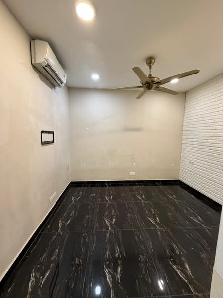 Rumah Teres 1 Tingkat untuk Dijual di Taman Overseas Union (Taman Oug) (Jalan Klang Lama (Old Klang Road)) - Han . - Interior - PropertyGuru.com.my