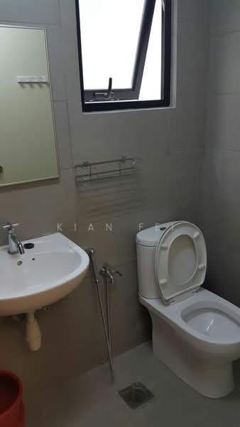 Servis Apartment untuk Disewa di Avenue D'Vogue - Kian Fei - Bathroom - PropertyGuru.com.my