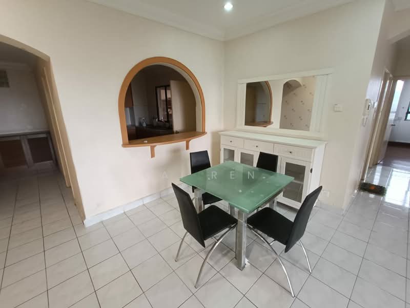 Condominium for Rent at Villa Angsana - Kai Ren - Dining Room - PropertyGuru.com.my