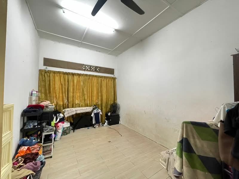 1-storey Terraced House for Sale in Taman Ehsan (Kepong) - Yanis Cheong - Interior - PropertyGuru.com.my