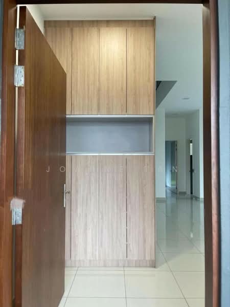 Semi-Detached House for Sale in Setia Alam (Selangor) - Joanne Tan - Entrance - PropertyGuru.com.my