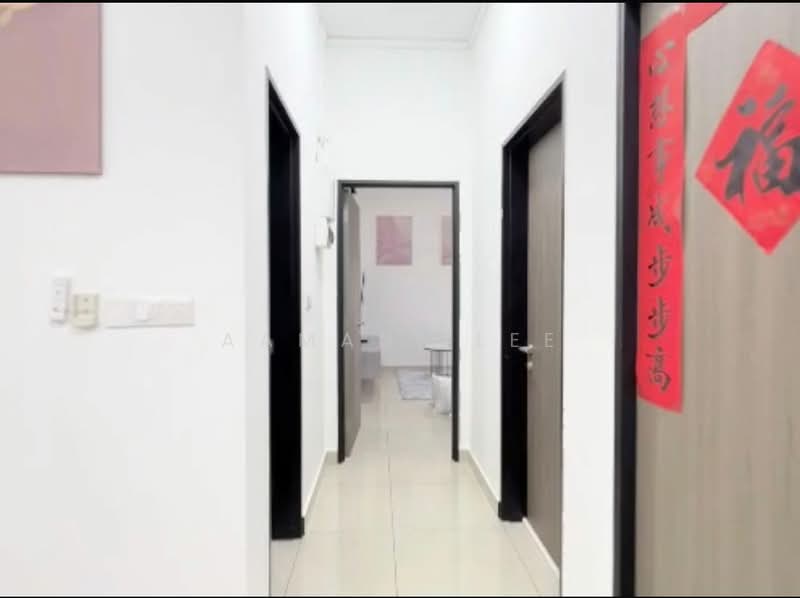 Service Residence for Sale at Twin Tower Residence - Aamani Lee - Corridor - PropertyGuru.com.my