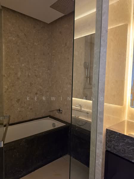 Servis Apartment untuk Dijual di Windsor Suites @ Pavilion Damansara Heights - Kerwin Ang - Bathroom - PropertyGuru.com.my