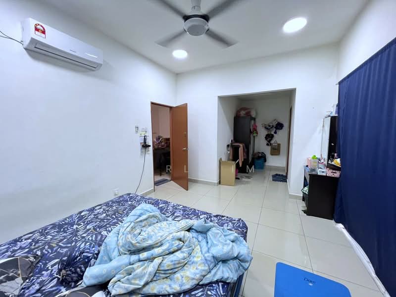 Rumah Teres 2 Tingkat untuk Dijual di Taman Nusantara Prima (Gelang Patah) - Karl Lim - Bedroom - PropertyGuru.com.my
