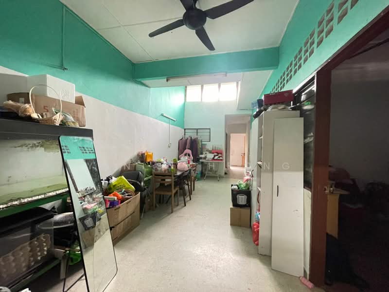 1-storey Terraced House for Sale in Taman Ehsan (Kepong) - Yanis Cheong - Interior - PropertyGuru.com.my