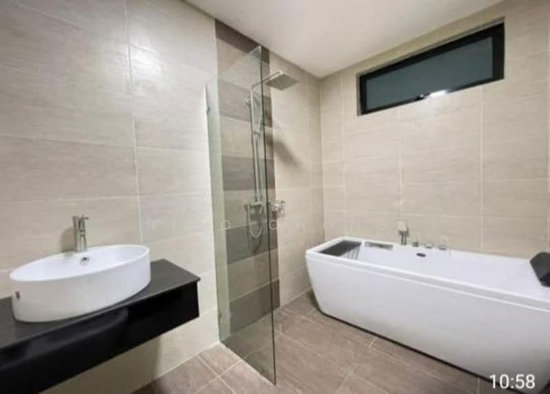 Service Residence for Sale at Molek Regency - Nico Chong - Bathroom - PropertyGuru.com.my