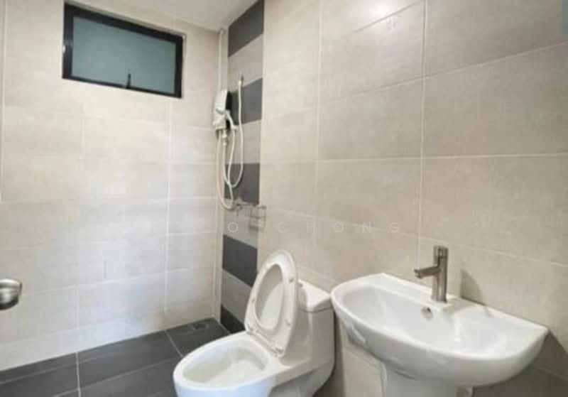 Service Residence for Sale at Molek Regency - Nico Chong - Bathroom - PropertyGuru.com.my