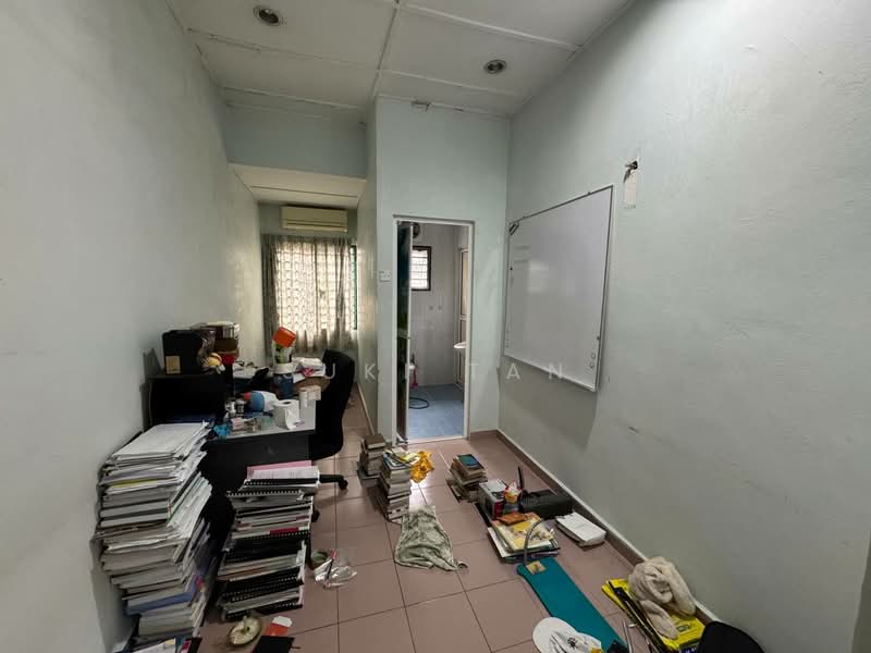 Rumah Teres 2 Tingkat untuk Dijual di Jalan Ipoh (Kuala Lumpur) - Suki Tan - Study - PropertyGuru.com.my