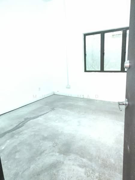 Shop / Office for Rent in Shah Alam (Selangor) - Muhammad Taufeeq - Interior - PropertyGuru.com.my