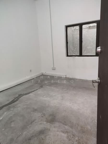 Shop / Office for Rent in Shah Alam (Selangor) - Muhammad Taufeeq - Interior - PropertyGuru.com.my