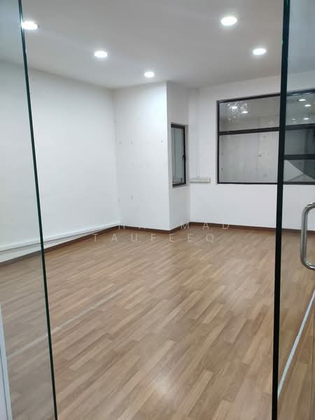 Shop / Office for Rent in Shah Alam (Selangor) - Muhammad Taufeeq - Interior - PropertyGuru.com.my