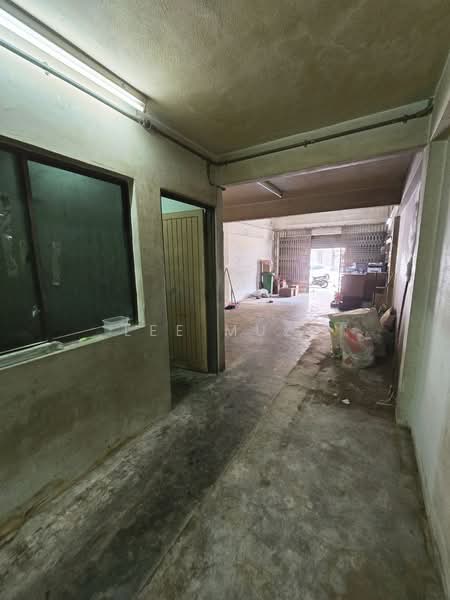 Shop for Rent in Ipoh (Perak) - Lee Muzi - Interior - PropertyGuru.com.my