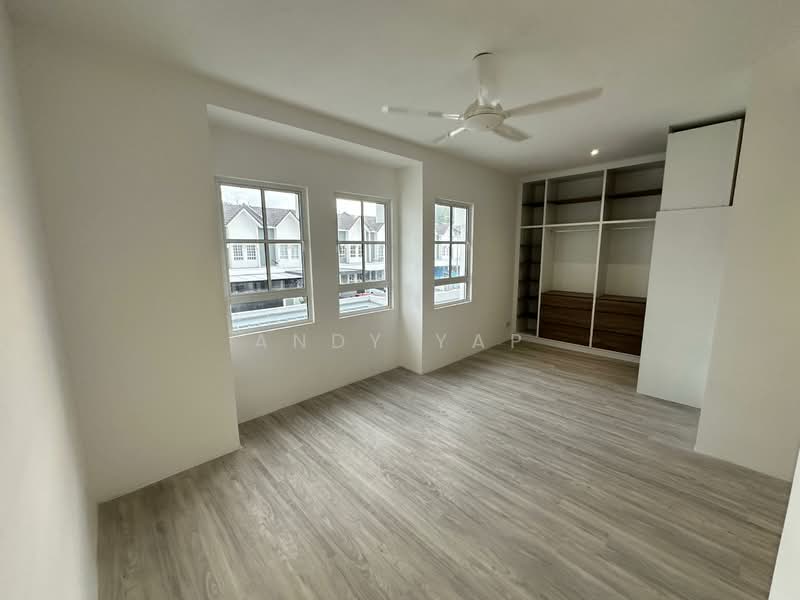 Rumah Teres 2 Tingkat untuk Dijual di Bandar Country Homes (Rawang) - Andy Yap - Bedroom - PropertyGuru.com.my