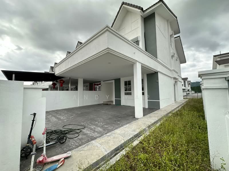Rumah Teres 2 Tingkat untuk Dijual di Bandar Country Homes (Rawang) - Andy Yap - Exterior - PropertyGuru.com.my