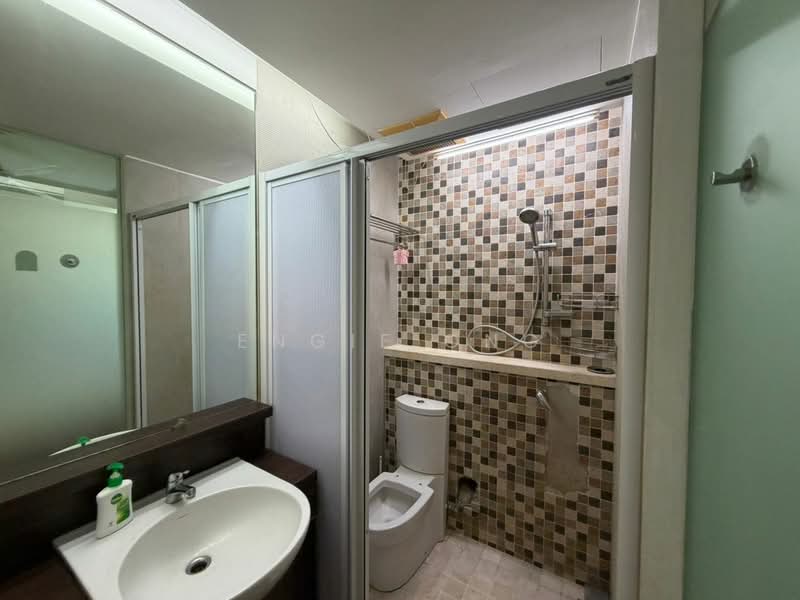 Rumah Bandar untuk Dijual di Tanjung Bungah (Penang) - Engie Ong - Bathroom - PropertyGuru.com.my