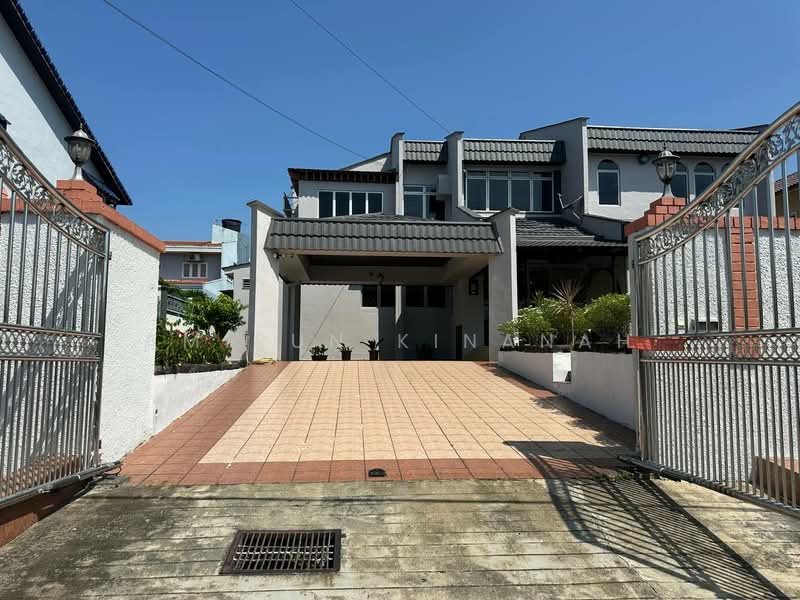 Rumah Banglo untuk Dijual di Seksyen 11 (Shah Alam) - Amirun Kinanah - Exterior - PropertyGuru.com.my