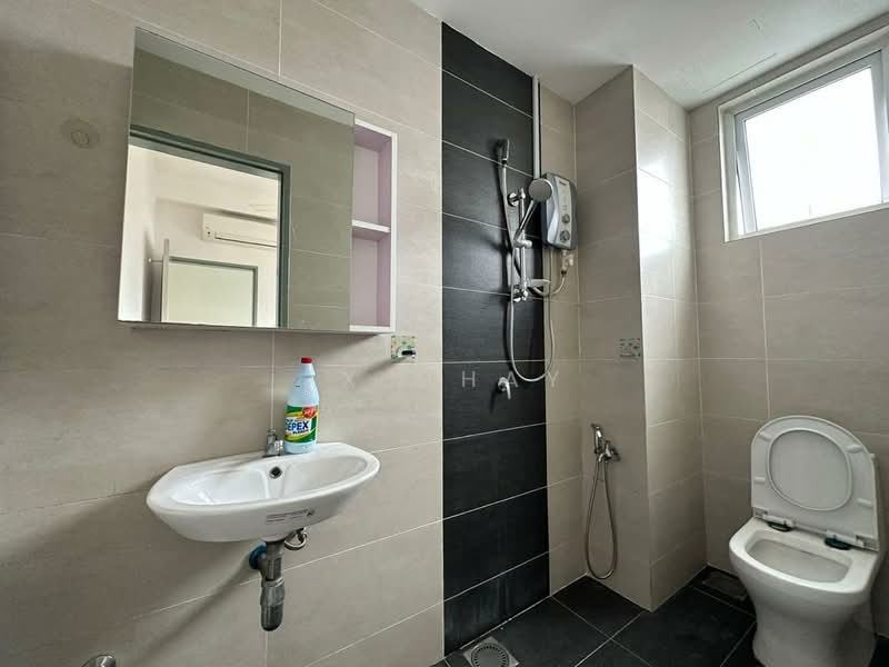 Service Residence for Rent at Pinnacle Sri Petaling - Jx Chay - Bathroom - PropertyGuru.com.my